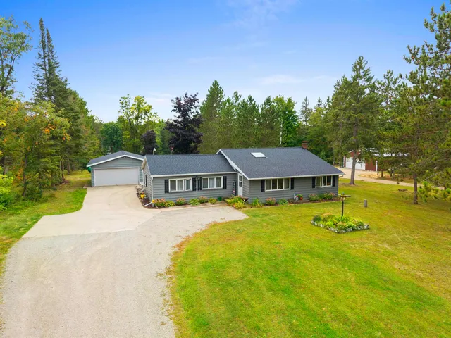 $499,000 | W12235 Eagle Road, Athelstane, WI 54104