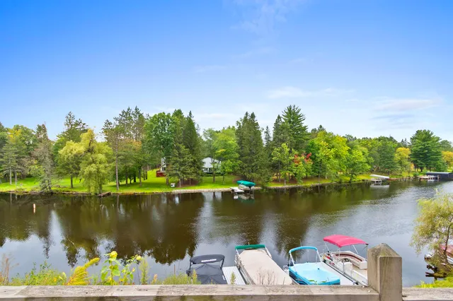 $499,000 | W12235 Eagle Road, Athelstane, WI 54104