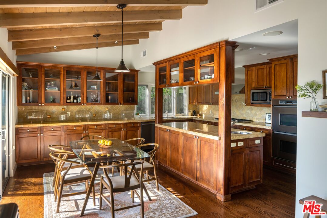 3823 Cody Road Sherman Oaks, CA 91403 - Photo 12 of 38
