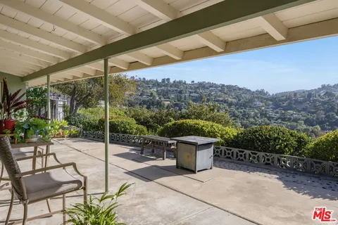 $2,295,000 | 3823 Cody Road, Sherman Oaks, CA 91403