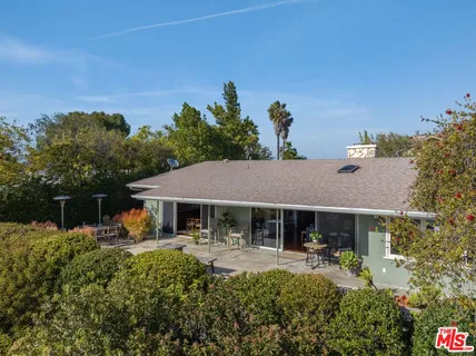 $2,295,000 | 3823 Cody Road, Sherman Oaks, CA 91403