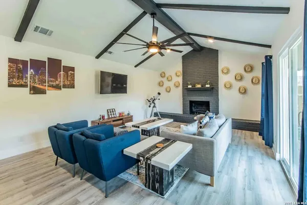 $2,695 | 7500 Rio Pass, Austin, TX 78724
