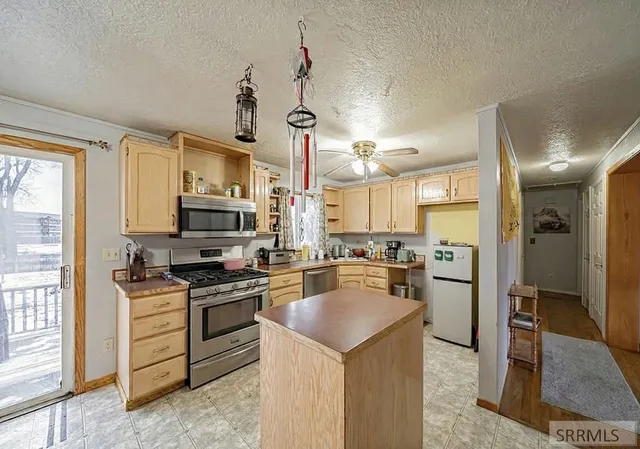 $359,900 | 433 West 2nd South, Rexburg, ID 83440
