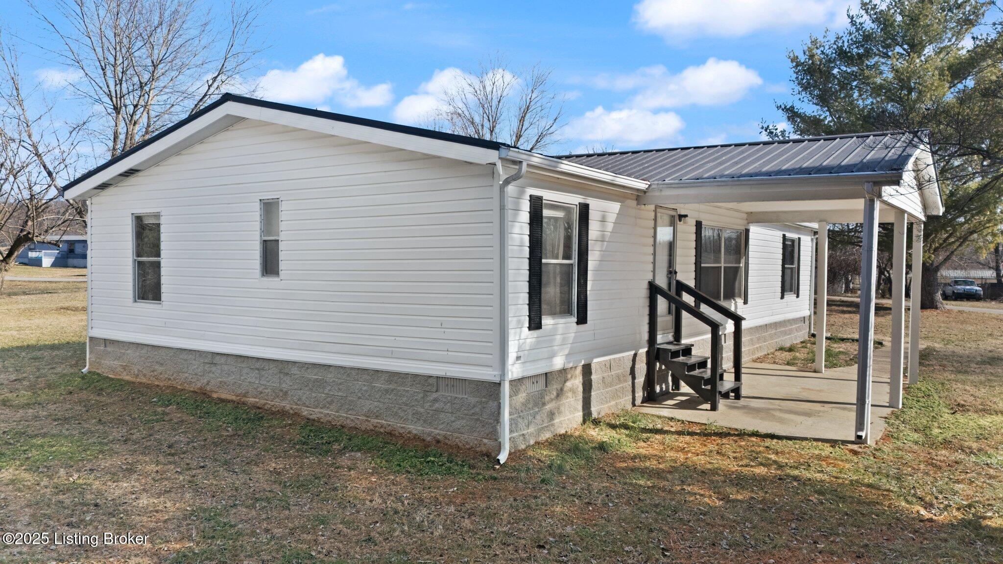115 Lavender Road Smiths Grove, KY 42171 - Photo 47 of 54 9-web-or-mls-DJI_20250127102826_0640_D