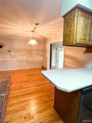 $254,900 | 204 West Oak Street, Nixa, MO 65714