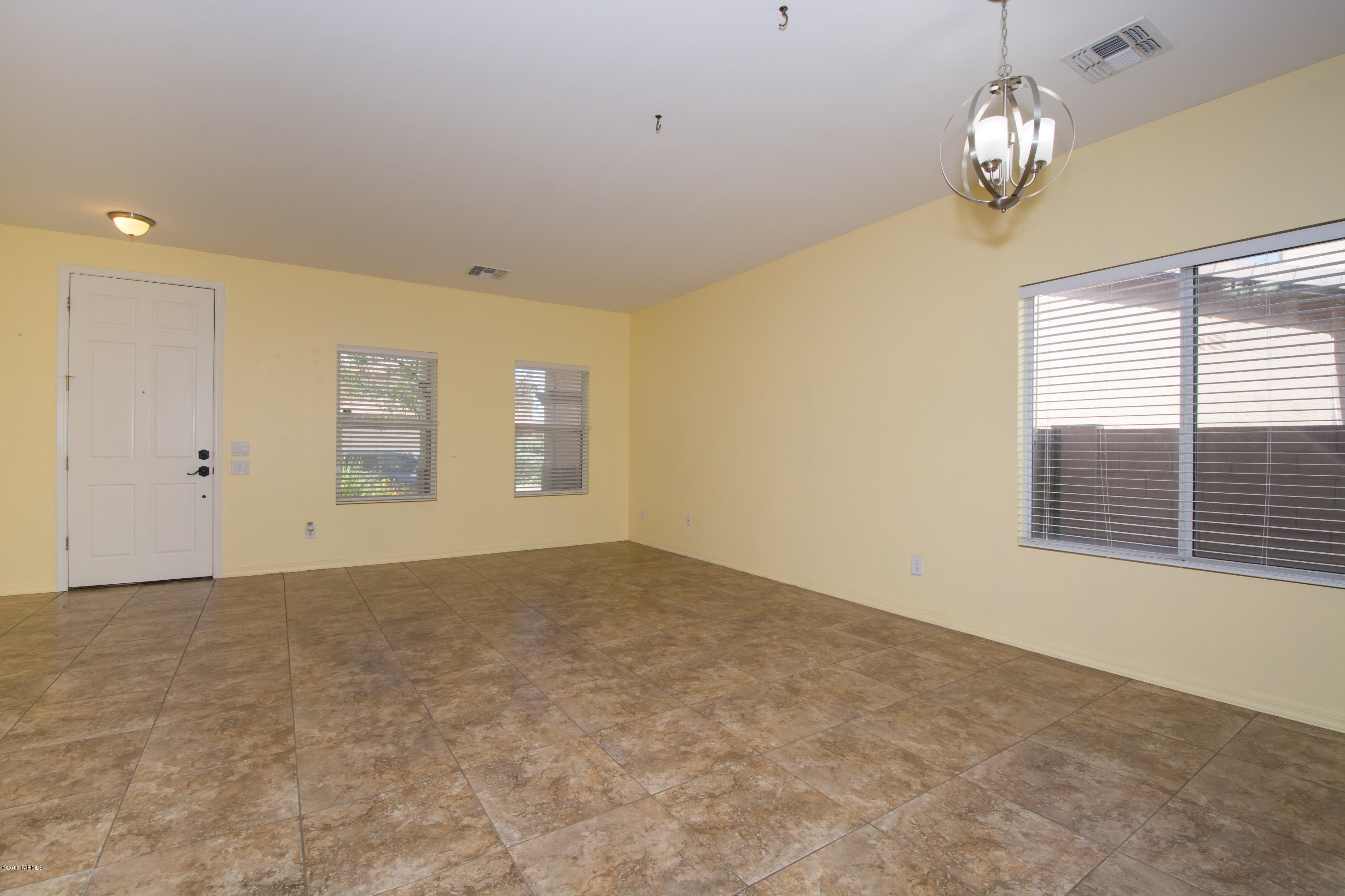 3595 East Fox Trotter Road Tucson, AZ 85739 - Photo 3 of 36