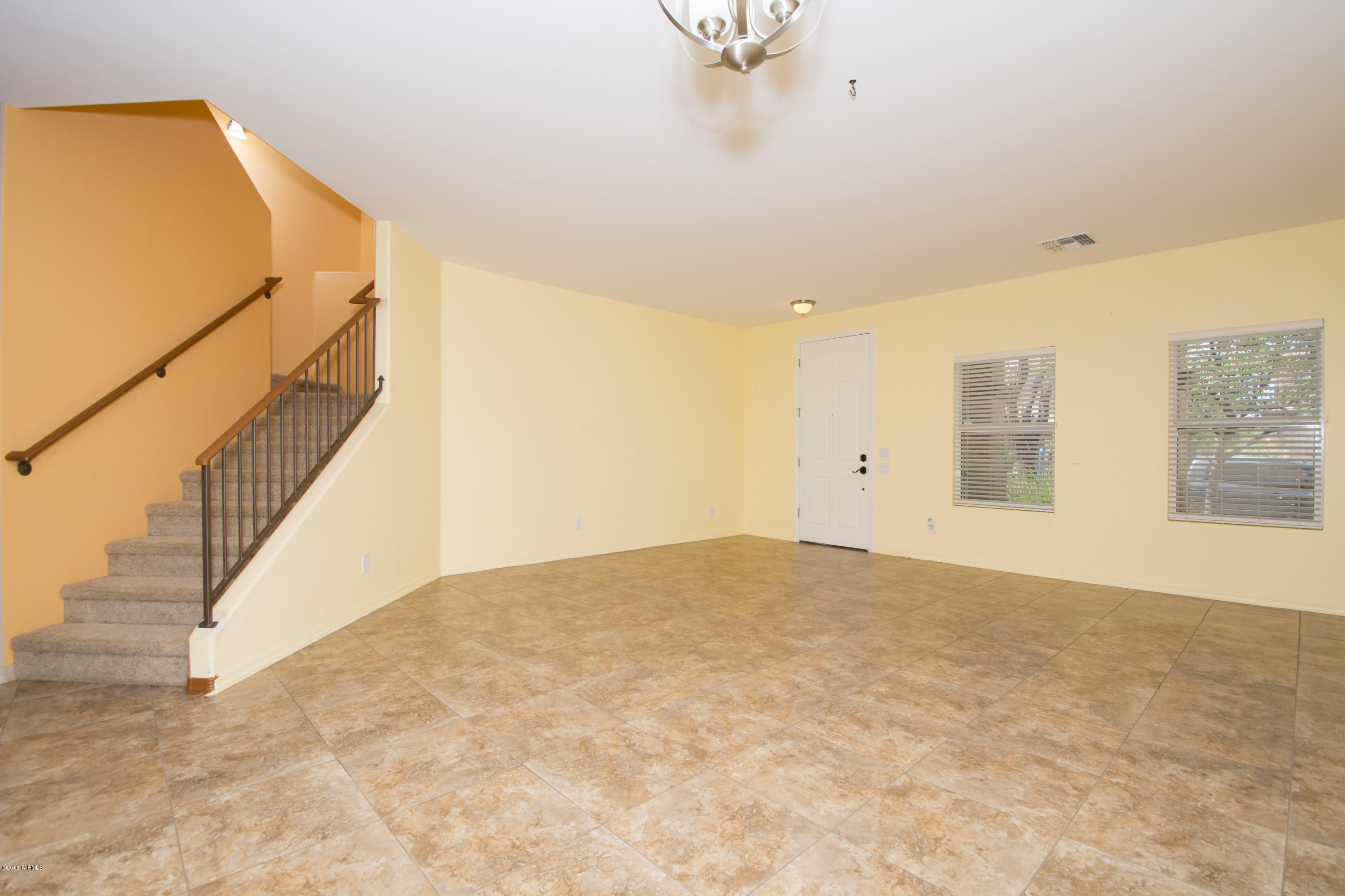 3595 East Fox Trotter Road Tucson, AZ 85739 - Photo 5 of 36