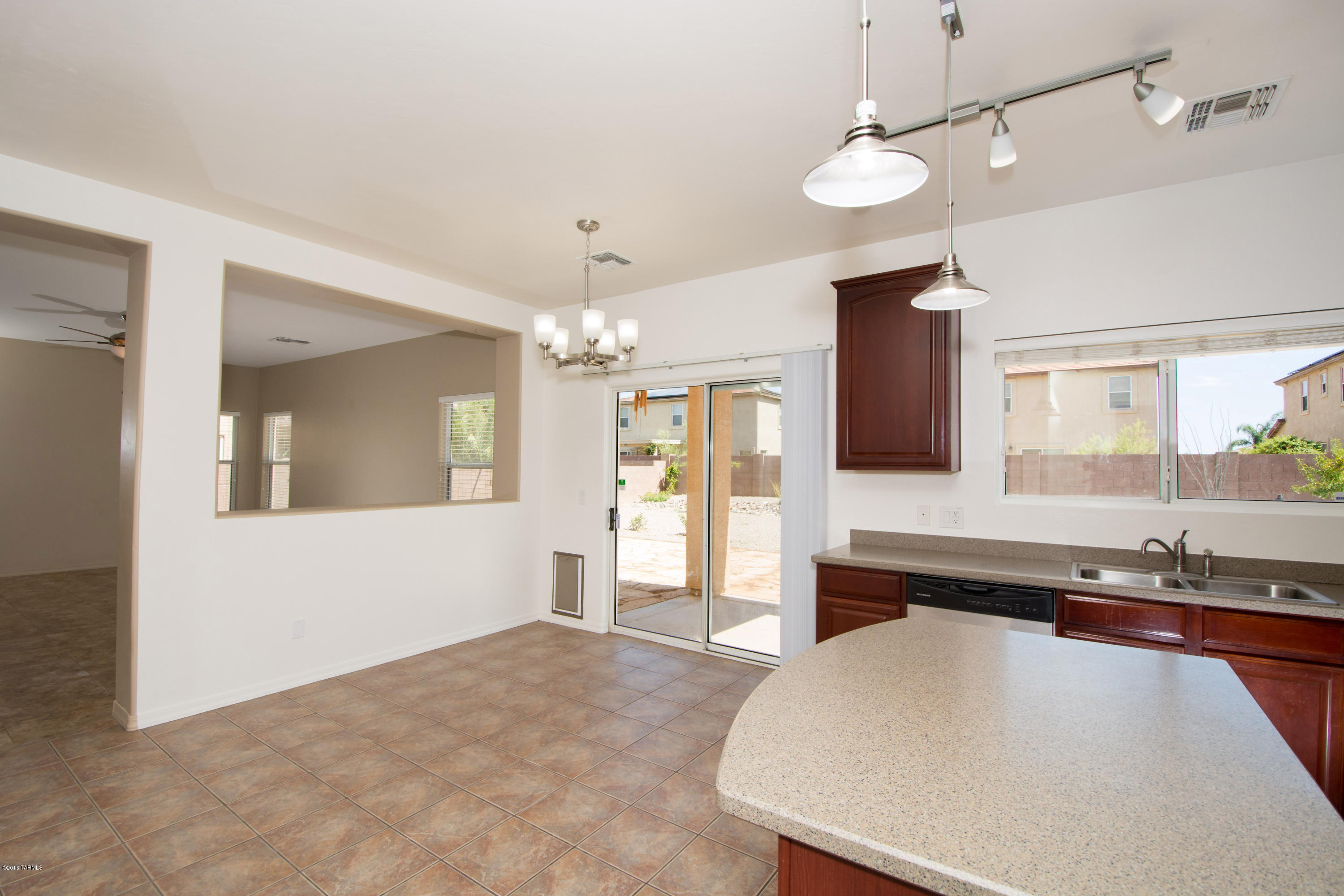 3595 East Fox Trotter Road Tucson, AZ 85739 - Photo 10 of 36