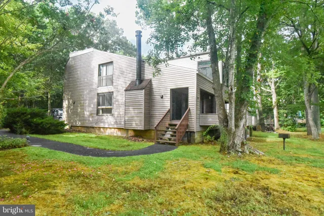 $245,000 | 438 Ocean Parkway, Unit 44, Ocean Pines, MD 21811