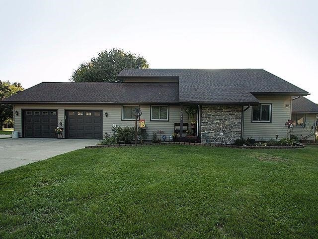15743 Bak Road Belleville, MI 48111 - Photo 1 of 10 Photo 1