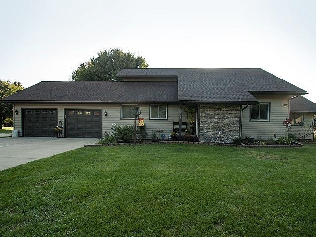 15743 Bak Road Belleville, MI 48111 - Photo 4 of 10 Photo 4