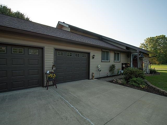 15743 Bak Road Belleville, MI 48111 - Photo 6 of 10 Photo 6