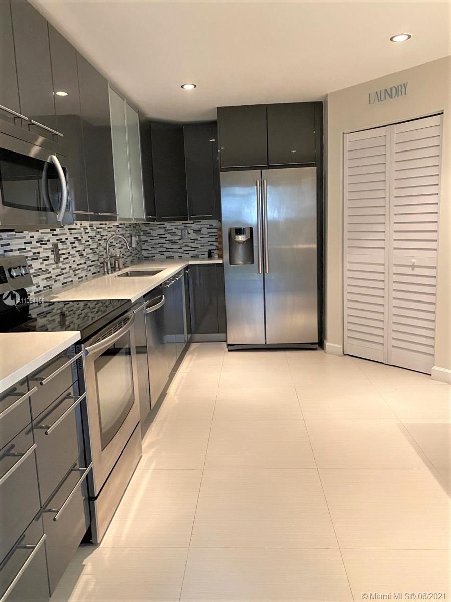 599 Racquet Club Road, Unit 6817 Weston, FL 33326 - Photo 5 of 17