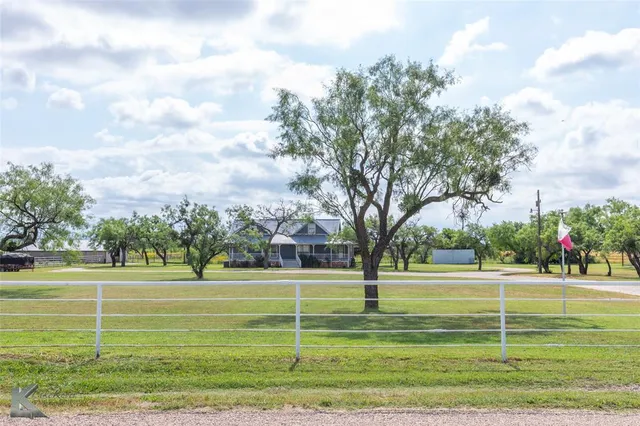 $485,000 | 3017 County Road 154, Tuscola, TX 79562