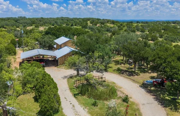 $320,000 | 125 Big Hill Drive, Brownwood, TX 76801
