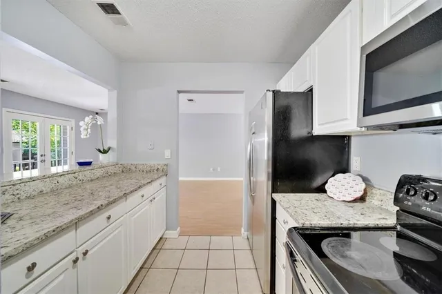 $1,900 | 3599 Woodbriar Circle, Unit G, Tucker, GA 30084