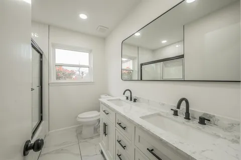 $490,000 | 13551 Rawhide Parkway, Farmers Branch, TX 75234