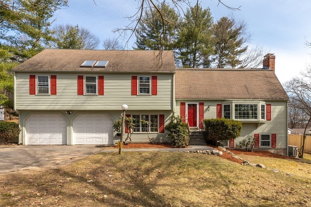 11 Blake Road Lexington, MA 02420 - Photo 2 of 34
