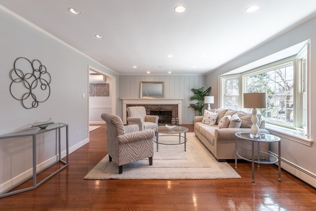 11 Blake Road Lexington, MA 02420 - Photo 3 of 34