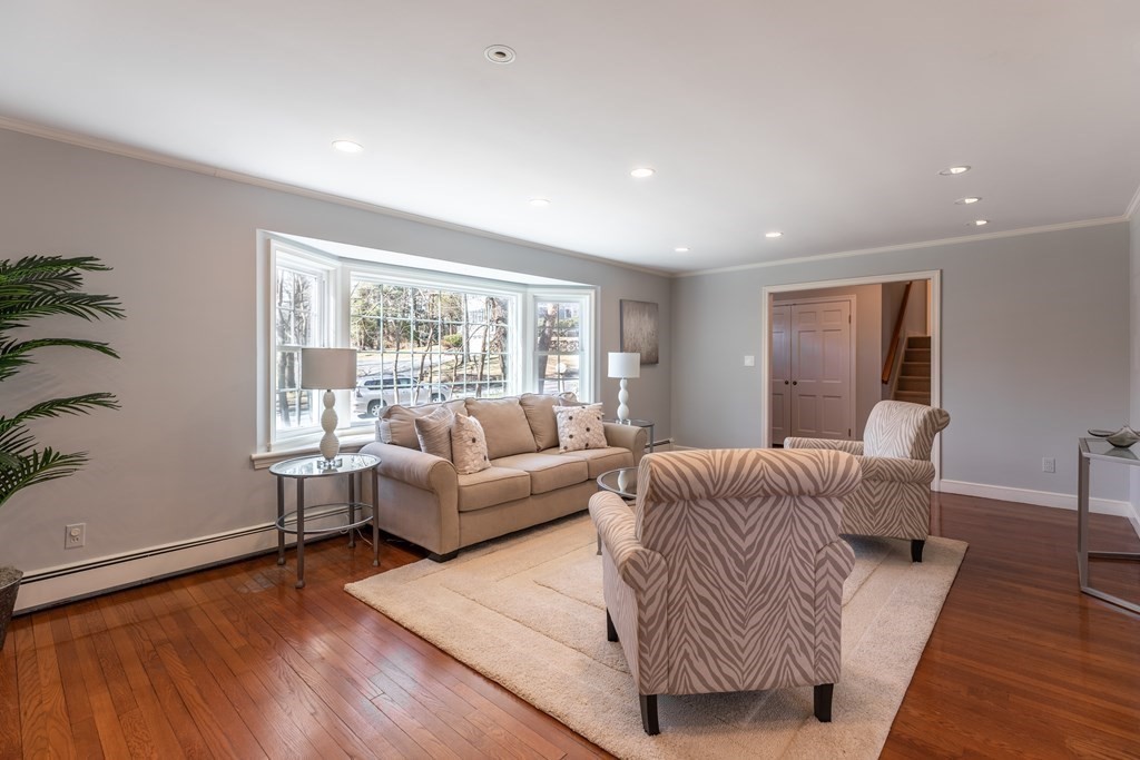 11 Blake Road Lexington, MA 02420 - Photo 5 of 34