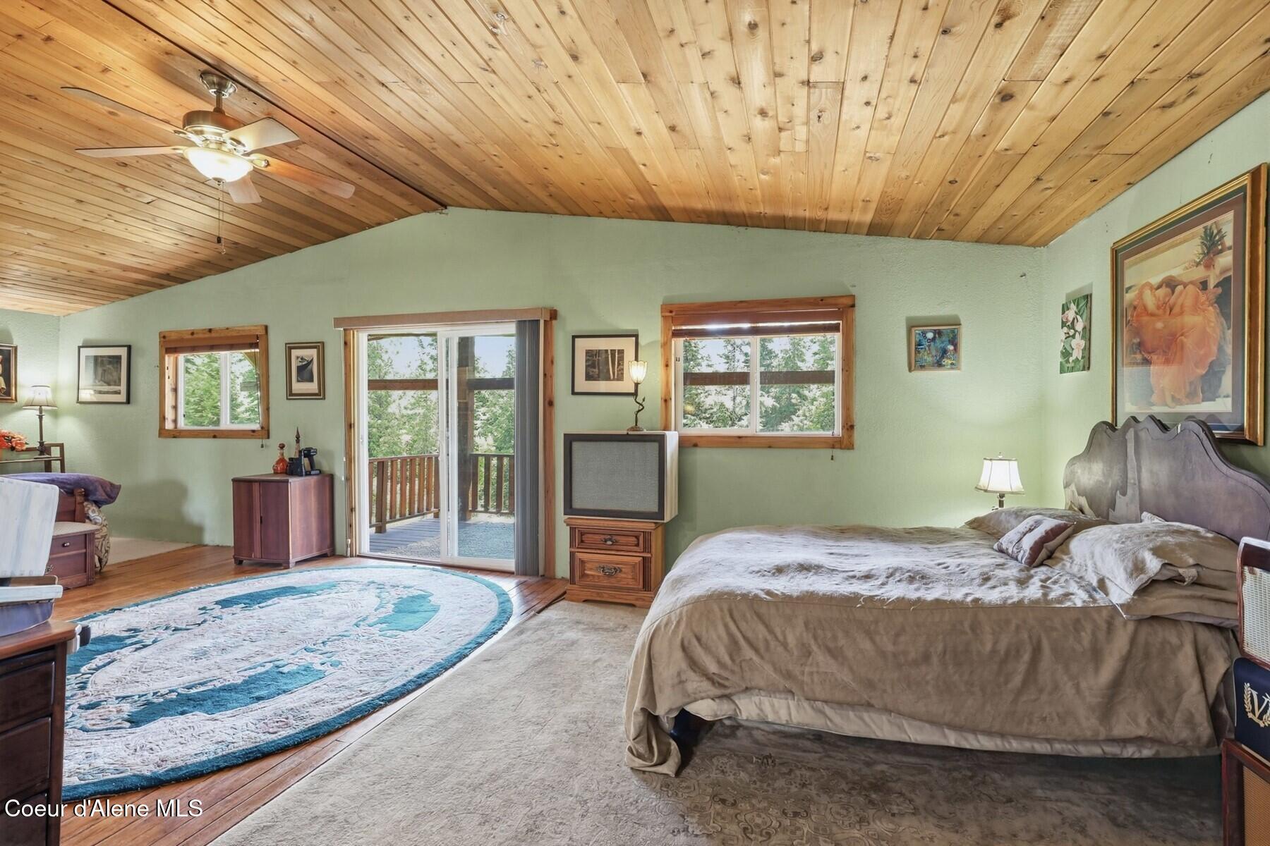 2307 Gold Creek Ridge Road Sandpoint, ID 83864 - Photo 25 of 50 Primary Bedroom