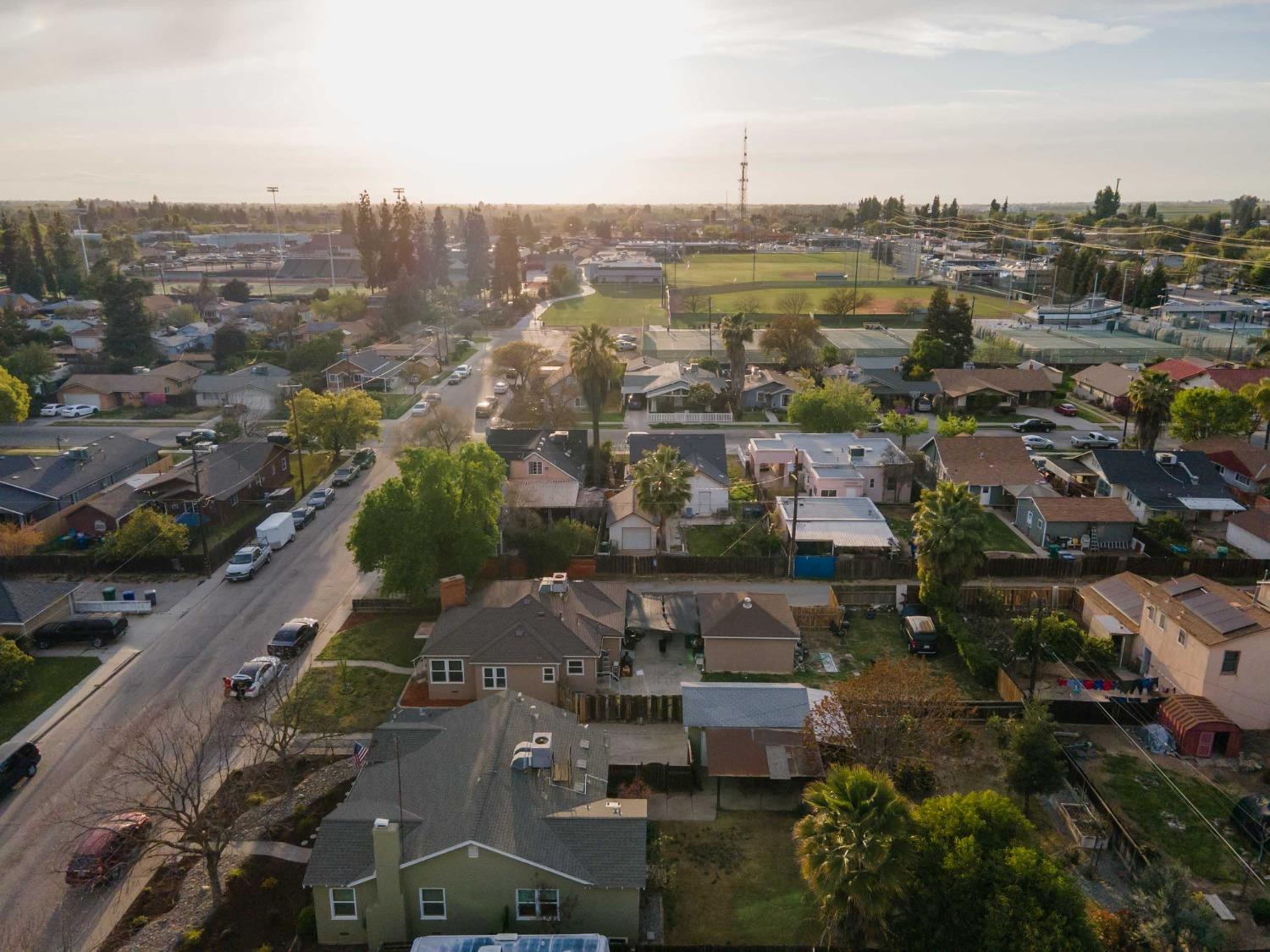 170 West Myrtle Avenue Reedley, CA 93654 - Photo 46 of 46 Gallery Image 46