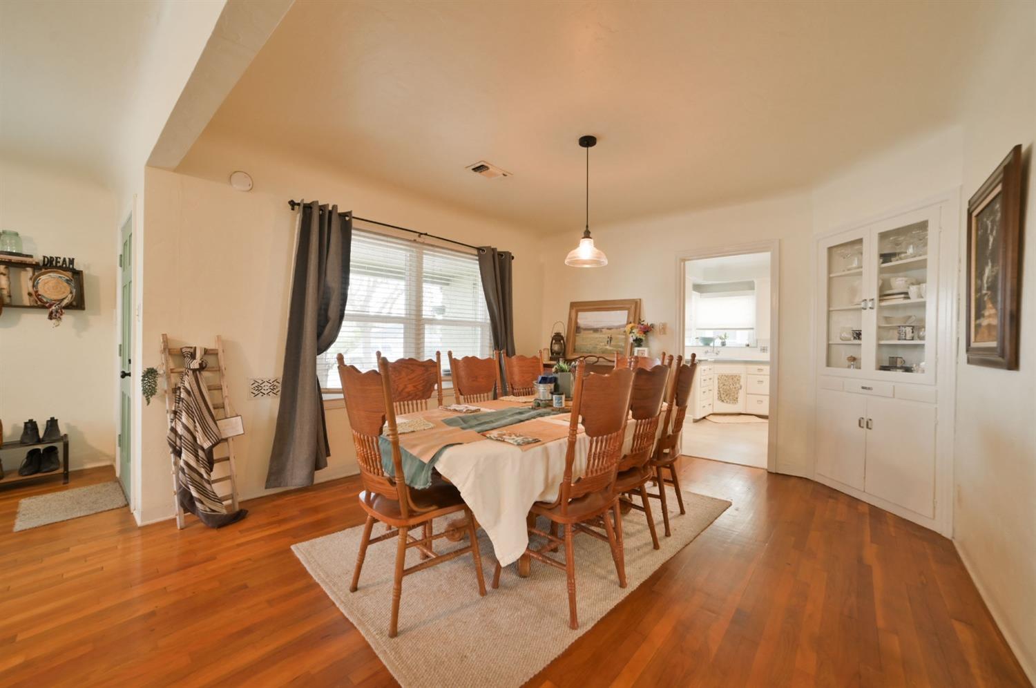 170 West Myrtle Avenue Reedley, CA 93654 - Photo 6 of 46 Gallery Image 6