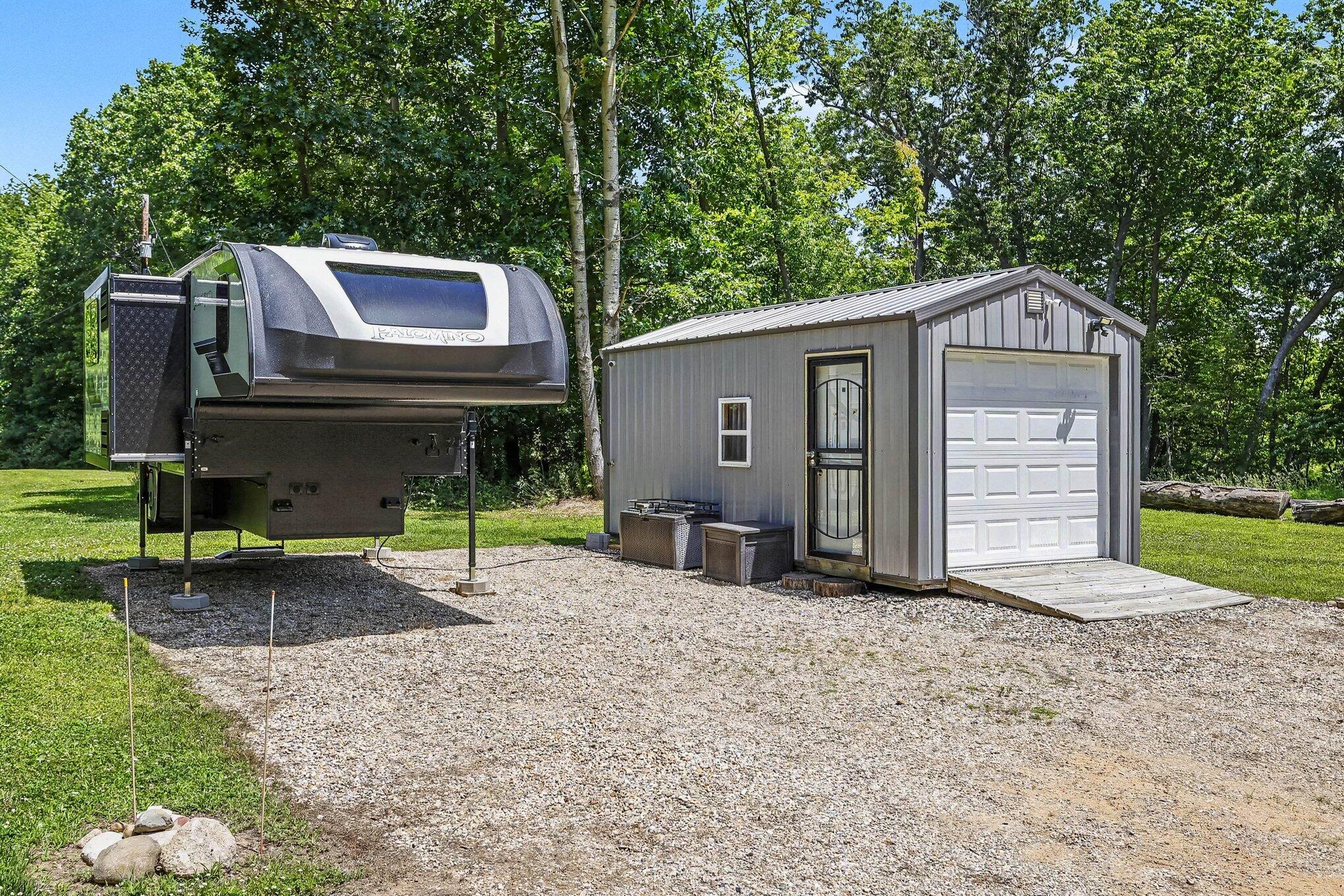 86960 County Road 681 Decatur, MI 49045 - Photo 26 of 47 005_file_2299