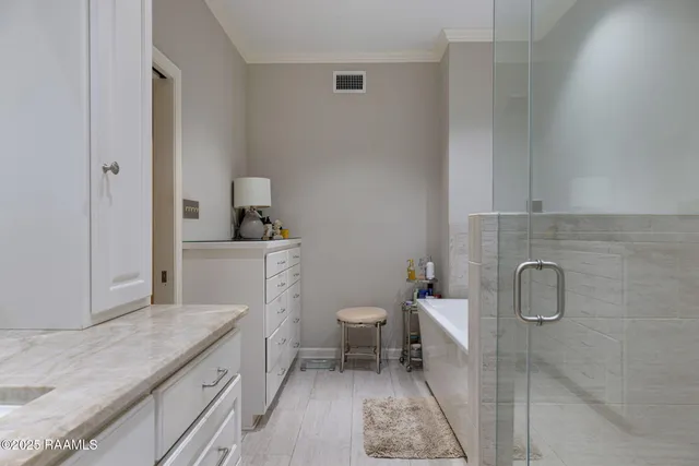 $560,000 | 313 Darby Lane, New Iberia, LA 70560