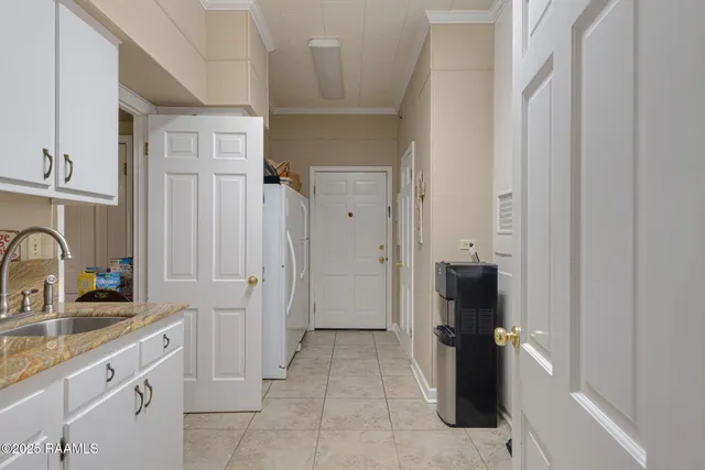 $560,000 | 313 Darby Lane, New Iberia, LA 70560