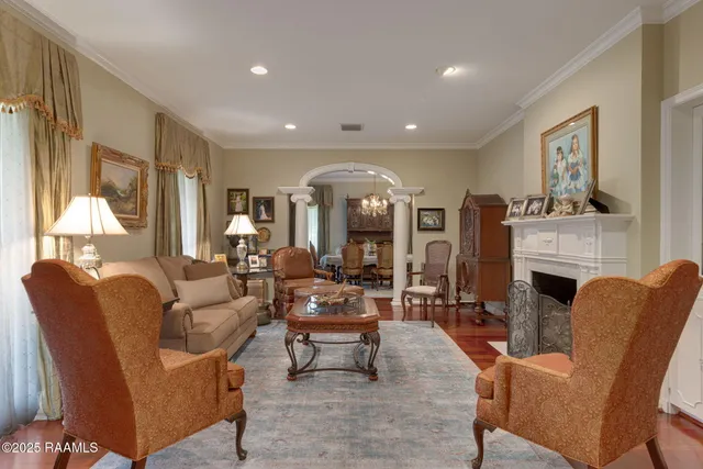 $560,000 | 313 Darby Lane, New Iberia, LA 70560