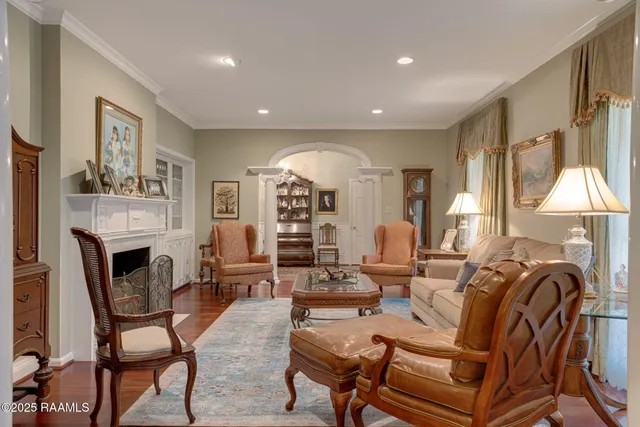 $560,000 | 313 Darby Lane, New Iberia, LA 70560