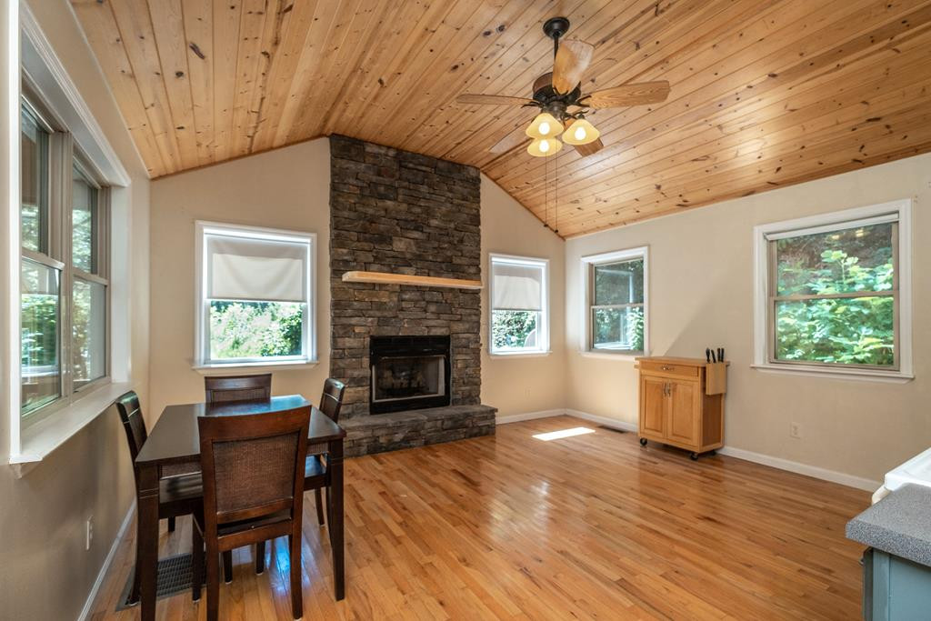 216 Grace Mountain Road Murphy, NC 28906 - Photo 6 of 39