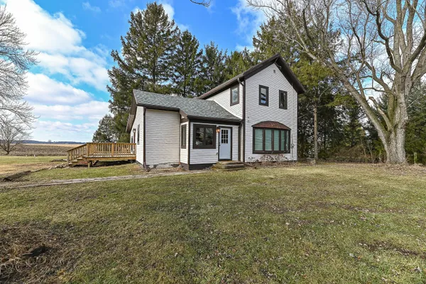 $390,000 | N6267 County Rd P, Richmond, WI 53115