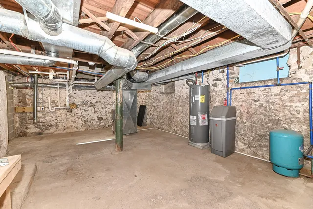 $399,999 | N6267 County Rd P, Richmond, WI 53115