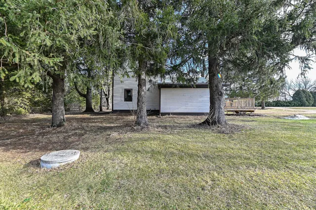 $399,999 | N6267 County Rd P, Richmond, WI 53115