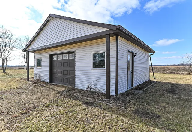 $399,999 | N6267 County Rd P, Richmond, WI 53115