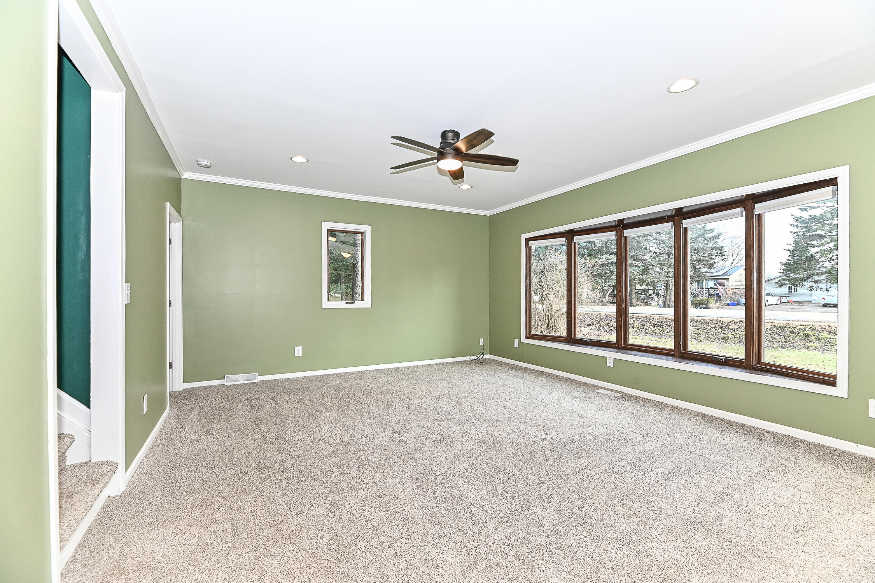 N6267 County Rd P Richmond, WI 53115 - Photo 8 of 36 Great Room