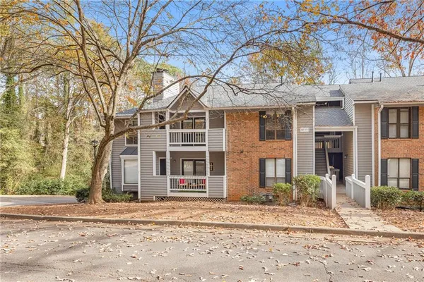 $1,800 | 408 Warm Springs Circle, Roswell, GA 30075