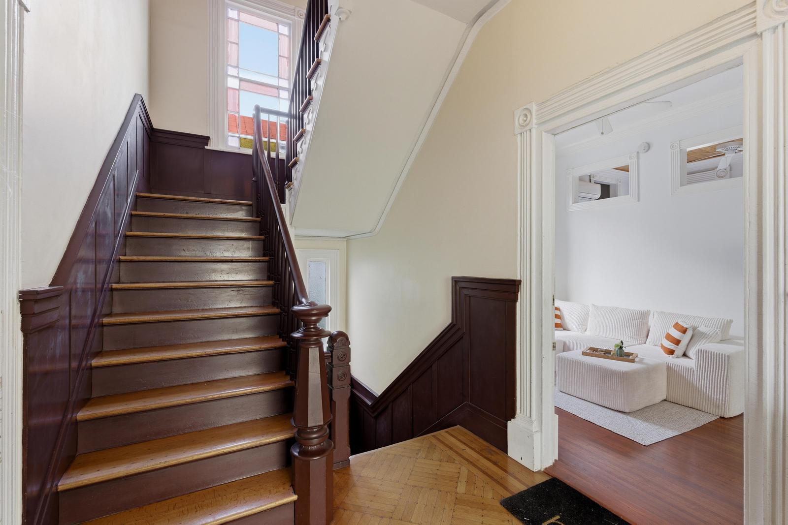 33 Pitt Street, Unit 3 Charleston, SC 29401 - Photo 13 of 26 staircase