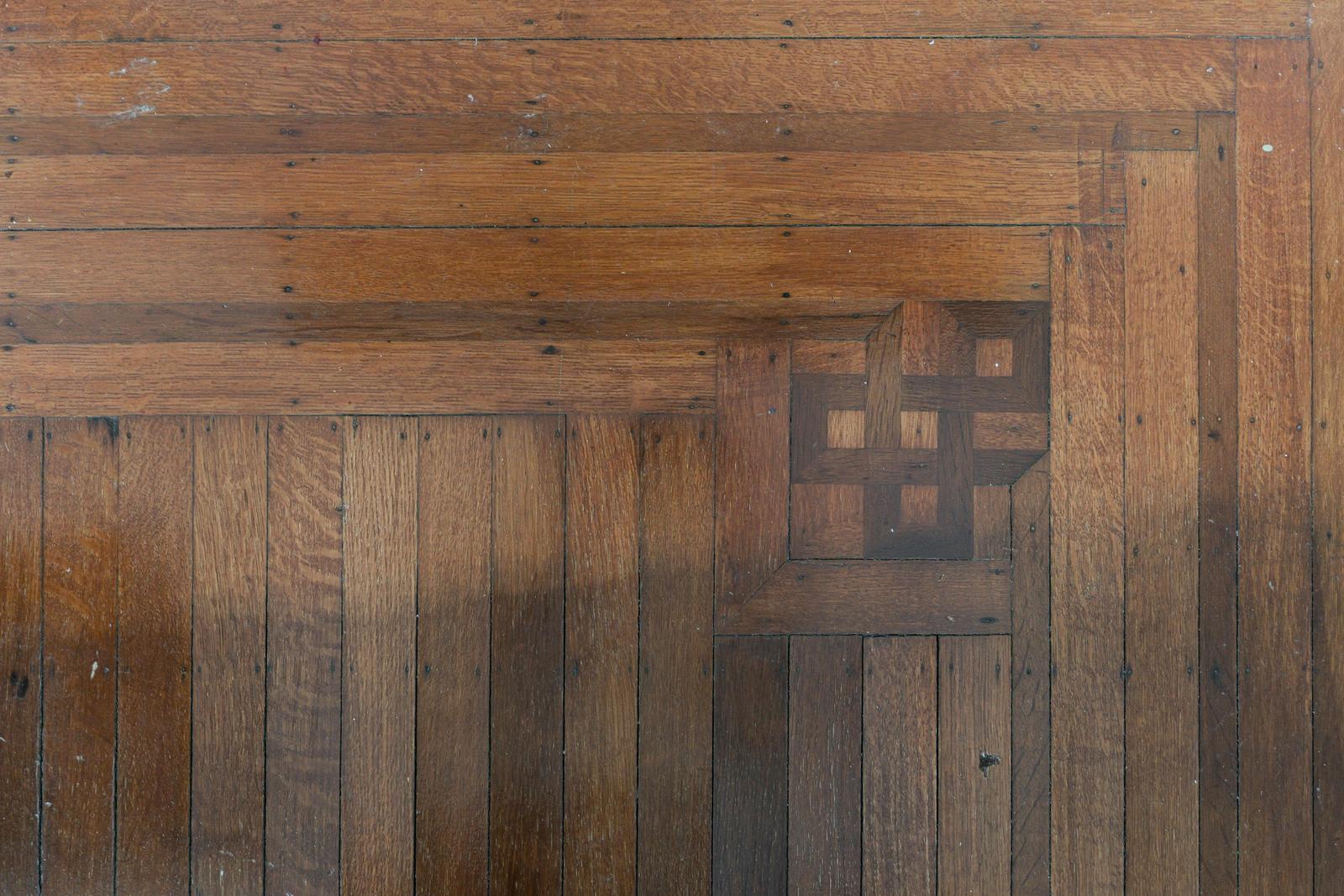 33 Pitt Street, Unit 3 Charleston, SC 29401 - Photo 18 of 26 Architectural detail