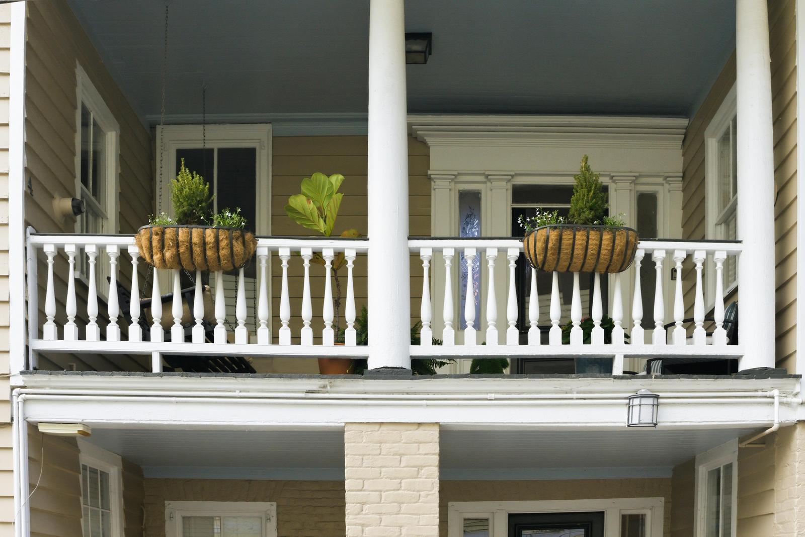 33 Pitt Street, Unit 3 Charleston, SC 29401 - Photo 23 of 26 porch