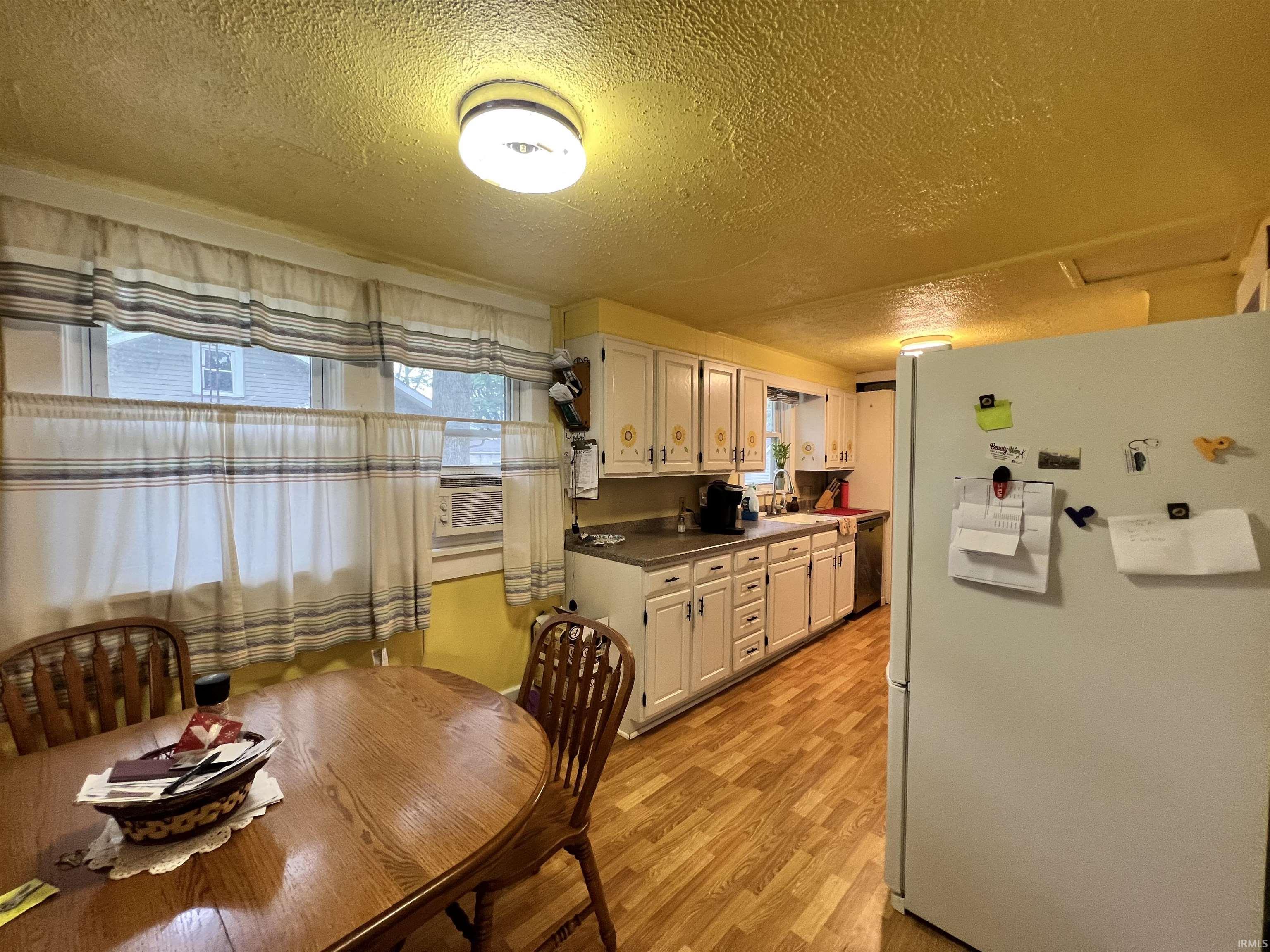 101 North River Road North Manchester, IN 46962 - Photo 4 of 15