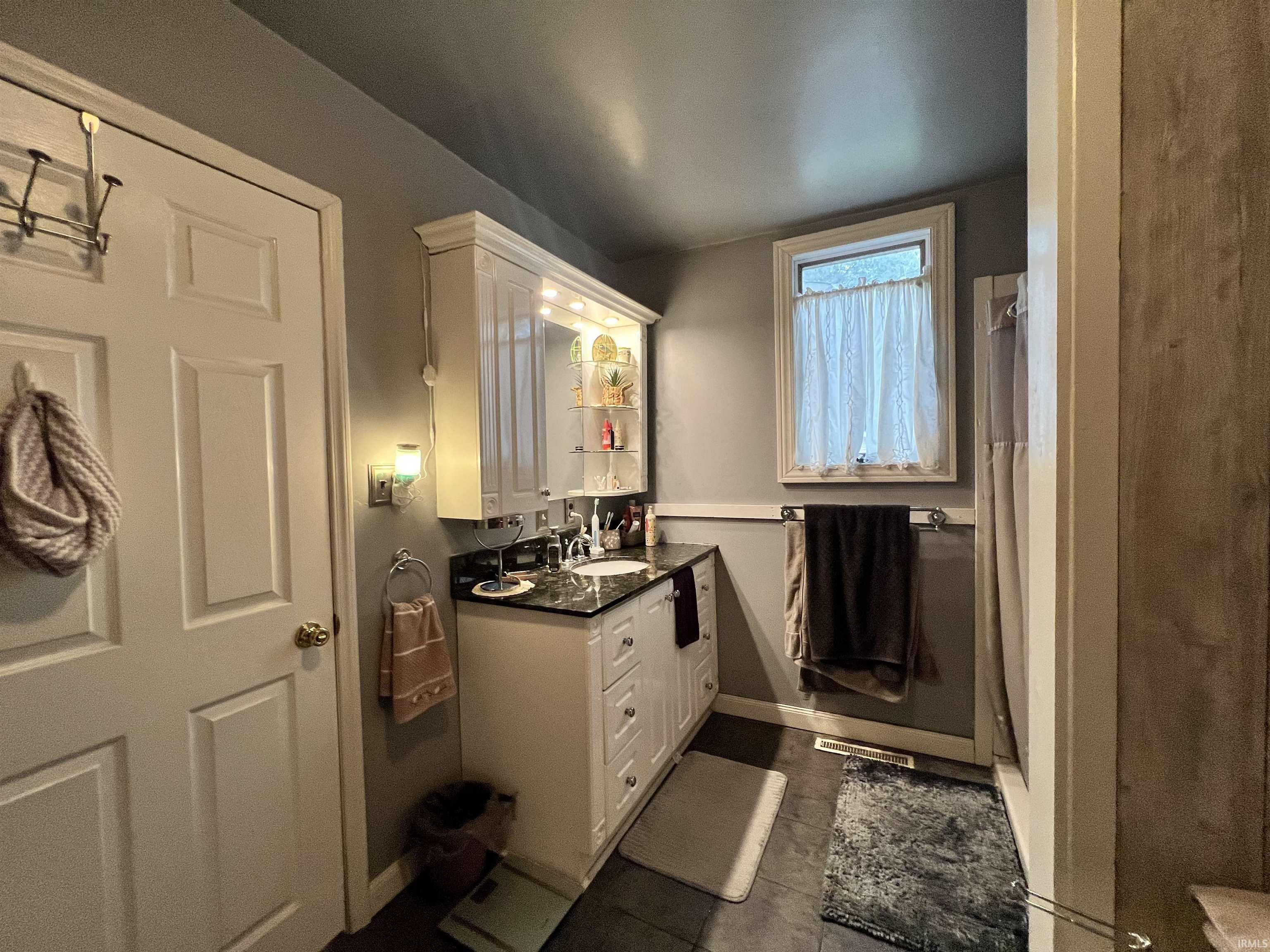 101 North River Road North Manchester, IN 46962 - Photo 8 of 15