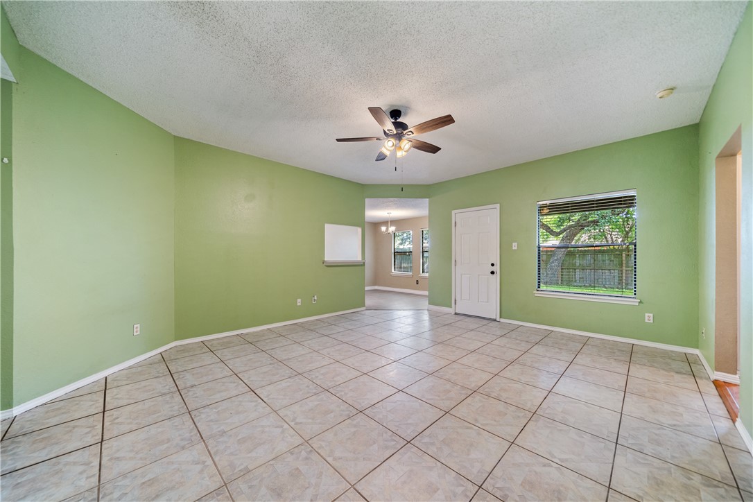 2094 Ridgewood Circle Ingleside, TX 78362 - Photo 6 of 23
