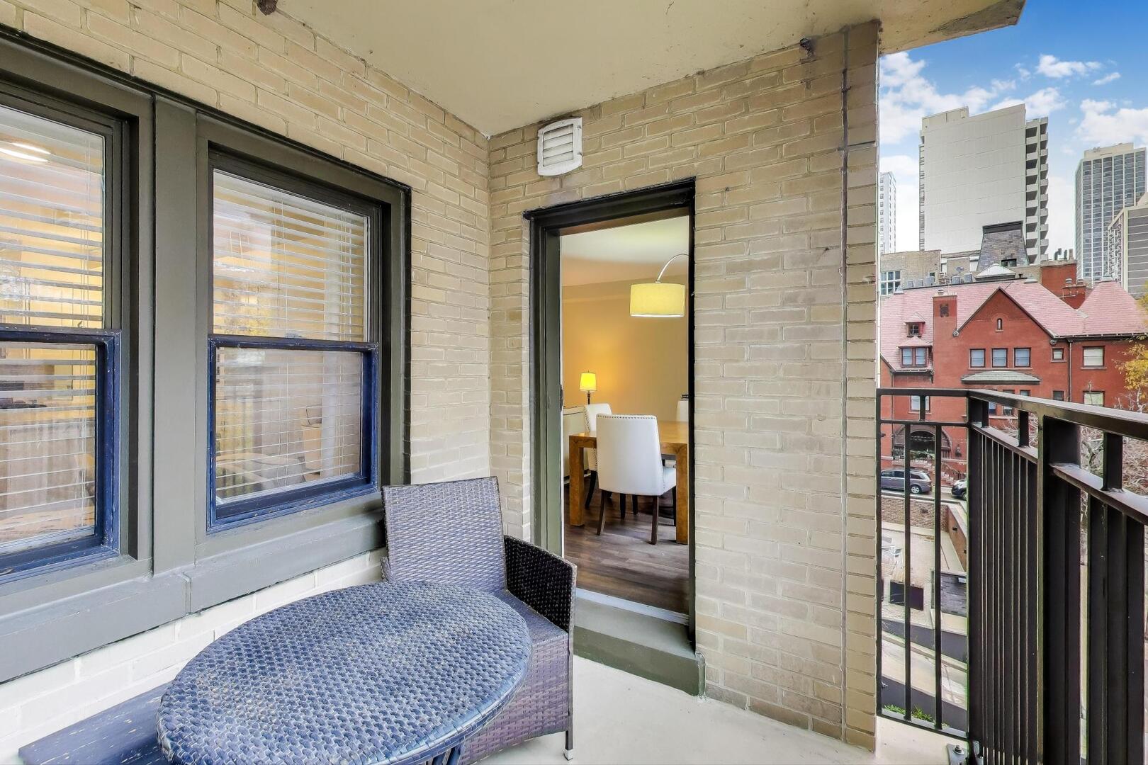 1350 North Astor Street, Unit 4C Chicago, IL 60610 - Photo 17 of 23