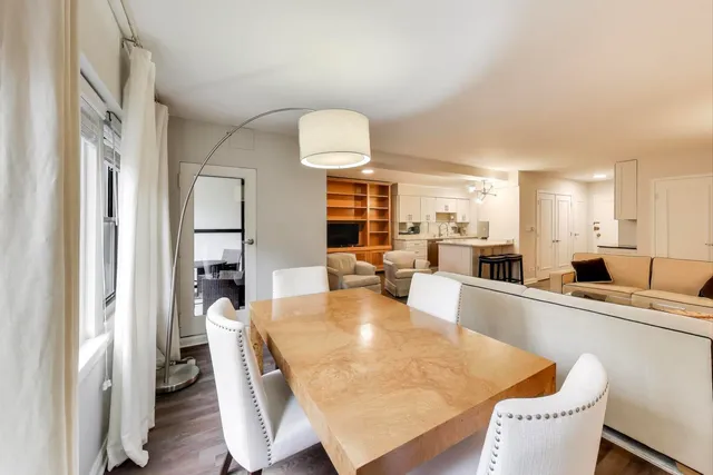 $315,000 | 1350 North Astor Street, Unit 4C, Chicago, IL 60610