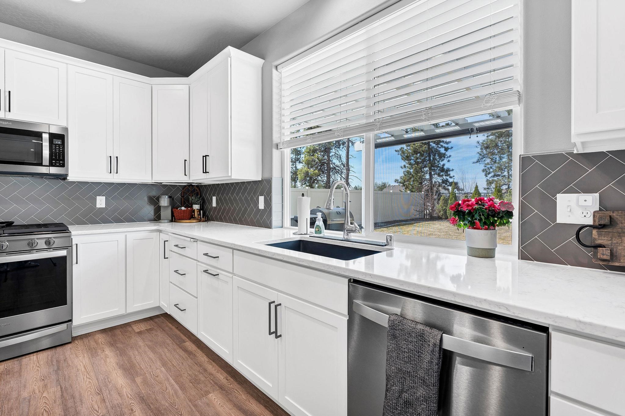 548 West Raptor Peak Drive Spokane, WA 99224 - Photo 13 of 47