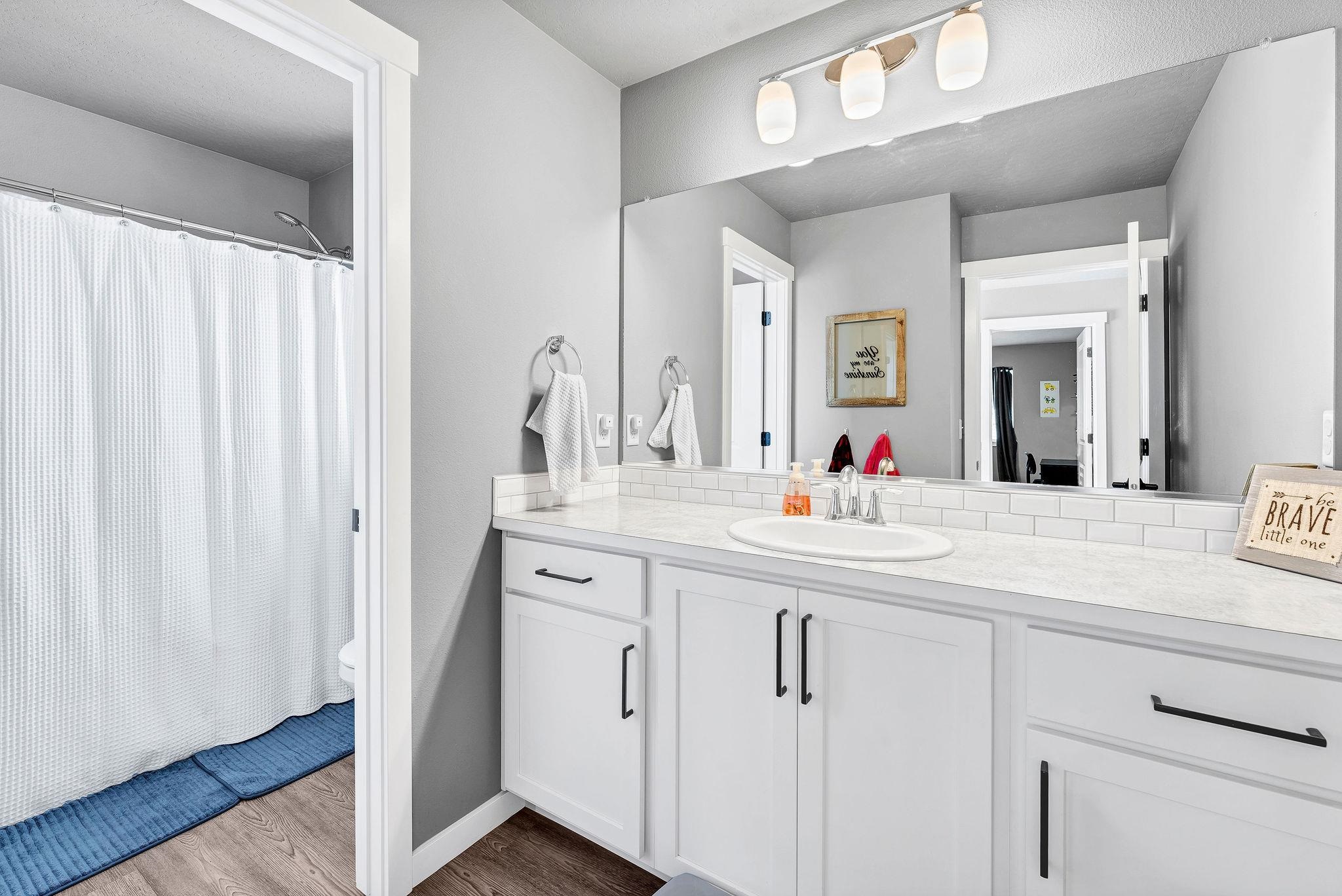 548 West Raptor Peak Drive Spokane, WA 99224 - Photo 19 of 47