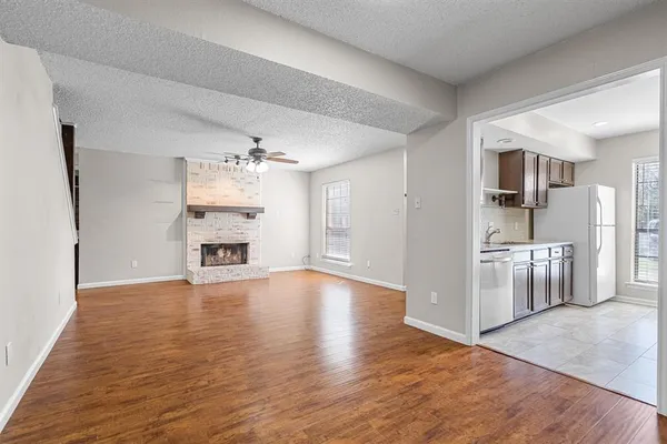 $2,100 | 710 Peach Court, Grapevine, TX 76051